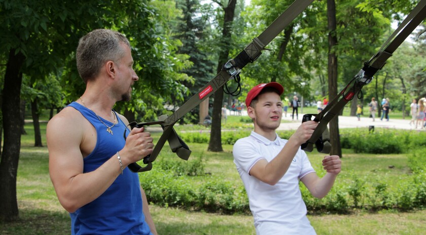 Развлекательная программа "Детское нашествие", посвященная Международному дню защиты детей, Луганск, 1 июня 2017 года