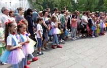 Развлекательная программа "Детское нашествие", посвященная Международному дню защиты детей, Луганск, 1 июня 2017 года