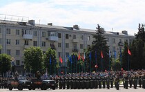 Парад Победы в Луганске, 9 мая 2016 года