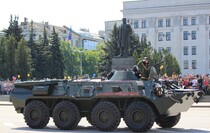 Парад Победы в Луганске, 9 мая 2016 года