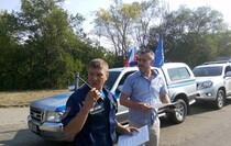 Прибытие колонны автомобилей 35-го гуманитарного  конвоя МЧС РФ, Луганск, 14 августа 2015 года