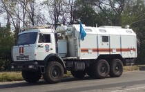 Прибытие колонны автомобилей 35-го гуманитарного  конвоя МЧС РФ, Луганск, 14 августа 2015 года