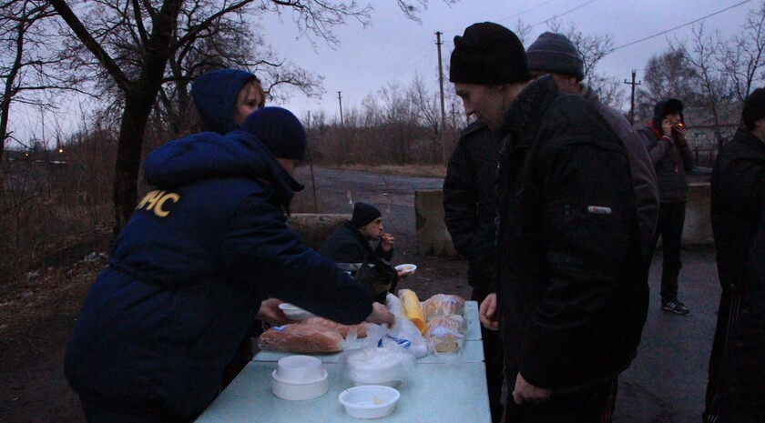 The prisoner exchange between Donbass Republics and Ukraine; Mayorsk checkpoint, 27 December 2017