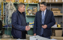 Ознакомление главы ЛНР Леонида Пасечника с производством рециркуляторов для очищения воздуха, Луганск, 28 октября 2020 года