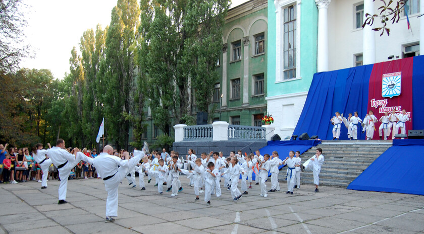 Красный Луч