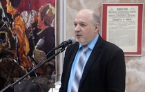 Открытие выставки, посвященной 100-летию Октябрьской революции 1917 года, Луганск, 7 ноября 2017 года