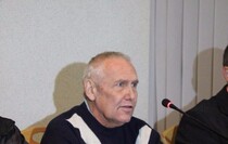Сеанс одновременной игры гроссмейстера Геннадия Кузьмина со студентами ЛНУ им. Даля, Луганск, 24 ноября 2016 года