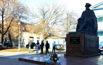Митинг, посвященный 215-й годовщине со дня рождения Владимира Даля, Луганск, 22 ноября 2016 года