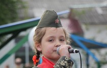 Военно-патриотический лагерь начал работу на базе "Лесных просторов"