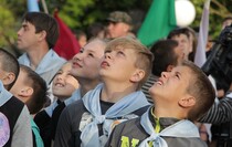 Военно-патриотический лагерь начал работу на базе "Лесных просторов"