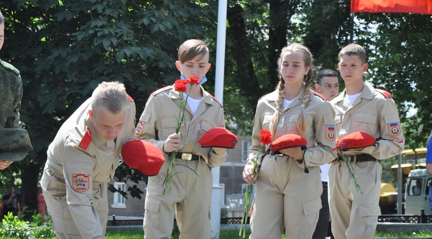 Стаханов