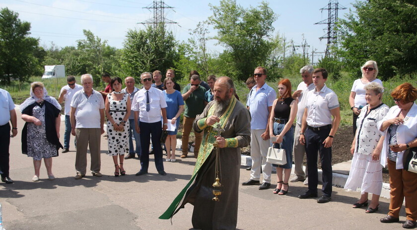 Торжественное открытие Аллеи Славы в районе авторынка, Луганск, 22 июня 2021 года