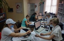 LPR residents receive their SNILS numbers in Russia, Gukovo, July 2, 2021