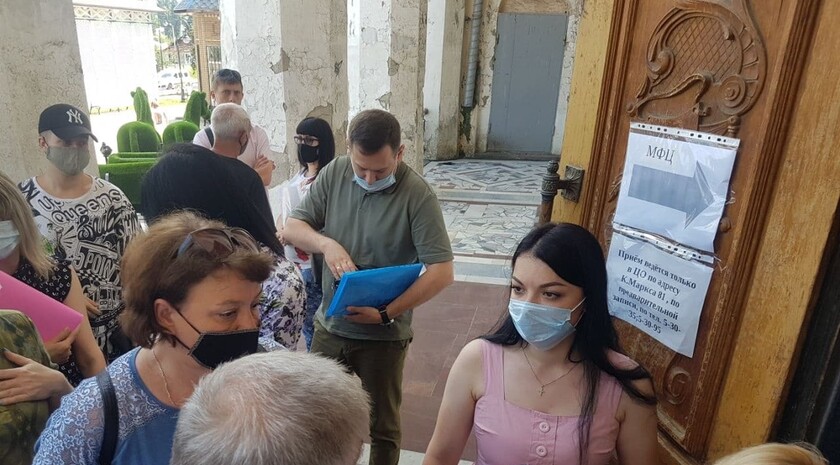 LPR residents receive their SNILS numbers in Russia, Gukovo, July 2, 2021