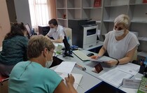 LPR residents receive their SNILS numbers in Russia, Gukovo, July 2, 2021