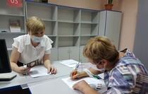 LPR residents receive their SNILS numbers in Russia, Gukovo, July 2, 2021