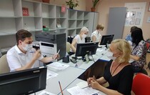 LPR residents receive their SNILS numbers in Russia, Gukovo, July 2, 2021