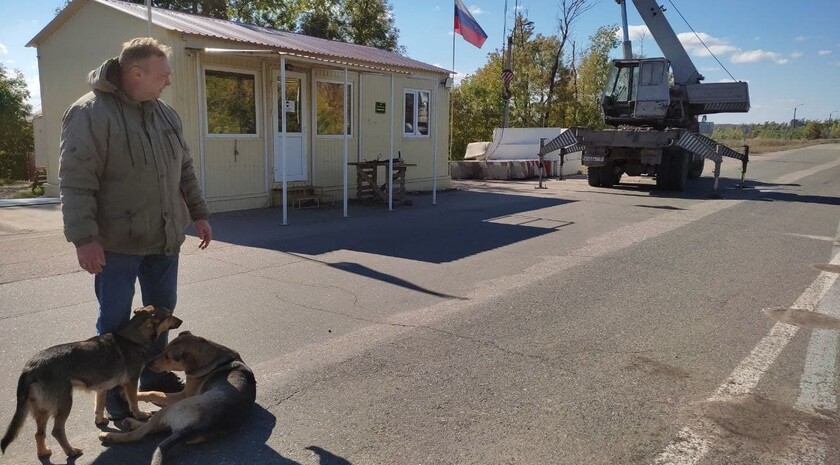 Демонтаж пунктов таможенного контроля на границе между ЛНР и ДНР, Чернухино, 1 октября 2021 года