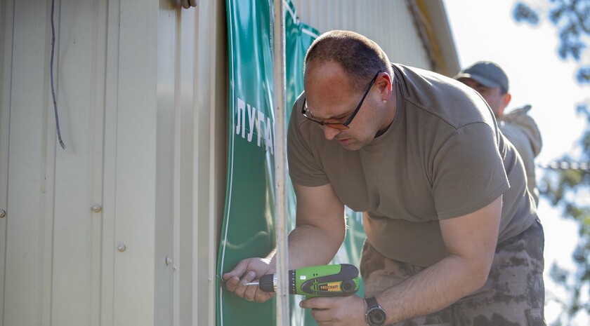 Демонтаж пунктов таможенного контроля на границе между ЛНР и ДНР, Чернухино, 1 октября 2021 года