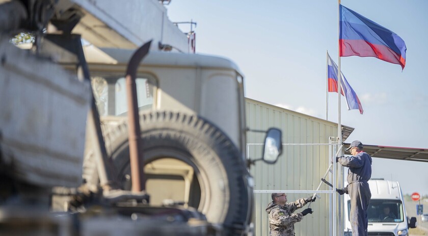 Демонтаж пунктов таможенного контроля на границе между ЛНР и ДНР, Чернухино, 1 октября 2021 года