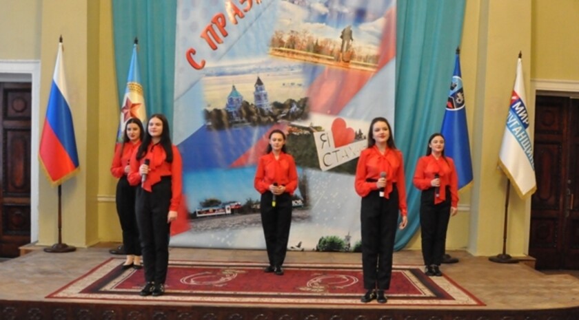 Стаханов