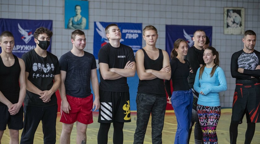 Проведенная Джеффом Монсоном тренировка для молодых спортсменов, Луганск, 19 ноября 2021 года