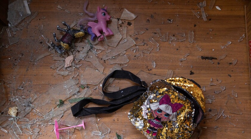 Последствия обстрела села Николаевка со стороны ВСУ, 30 ноября 2021 года