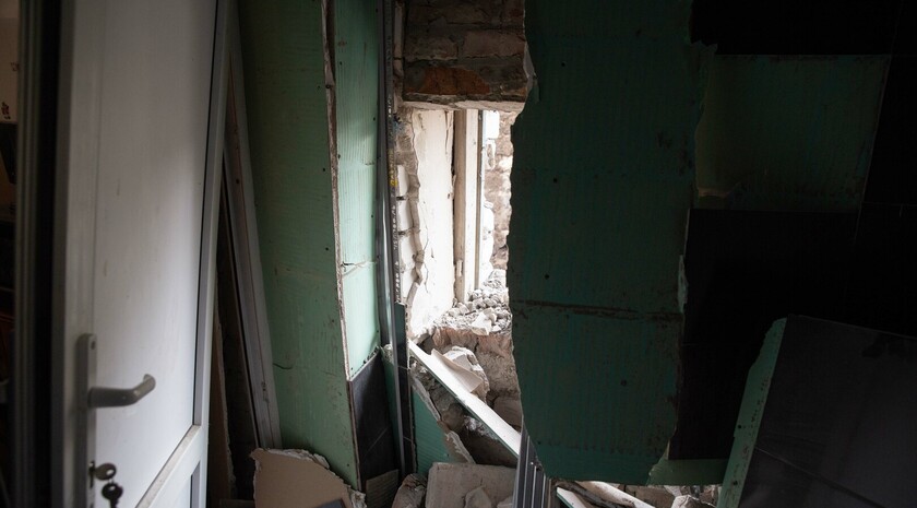 Последствия обстрела села Николаевка со стороны ВСУ, 30 ноября 2021 года