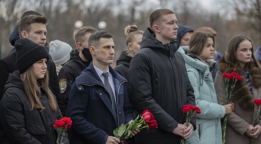 Митинг памяти в День Неизвестного солдата, Луганск, 3 декабря 2021 года