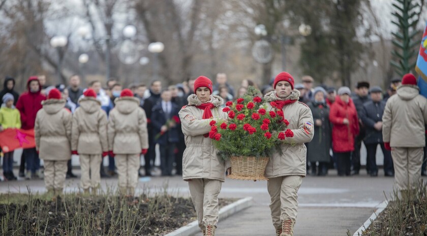 Митинг памяти в День Неизвестного солдата, Луганск, 3 декабря 2021 года