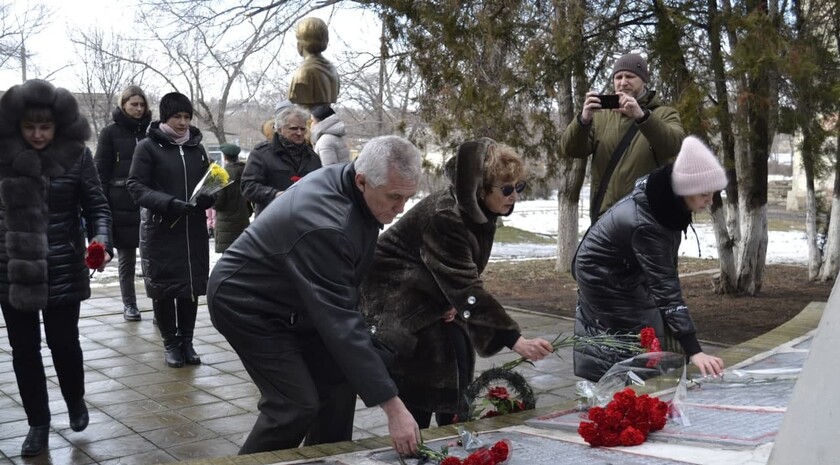 Лутугинский район