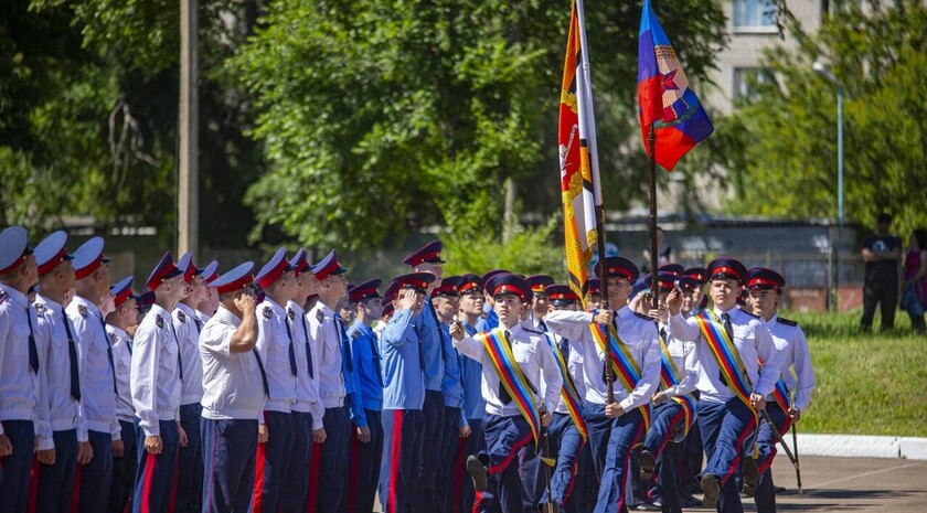 Кадетское луганск