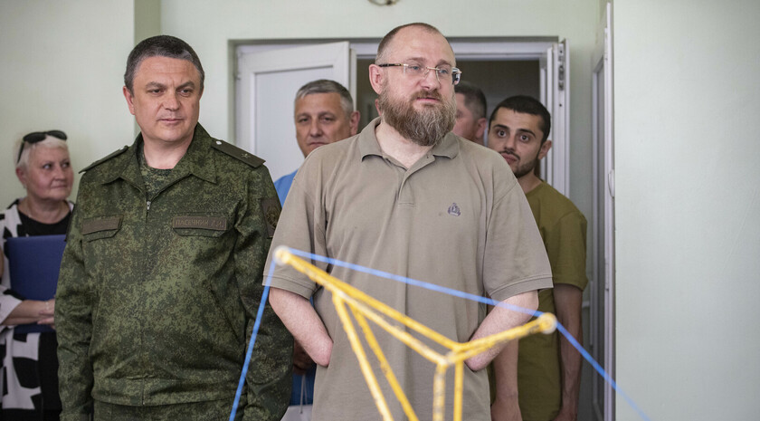 Награждение раненых защитников ЛНР, Луганск, 11 июня 2022 года
