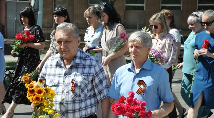 Стаханов