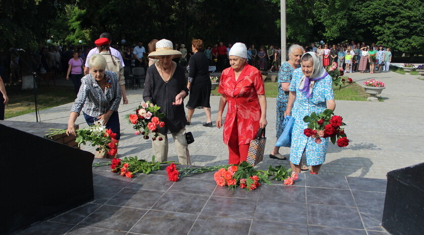 Славяносербский район