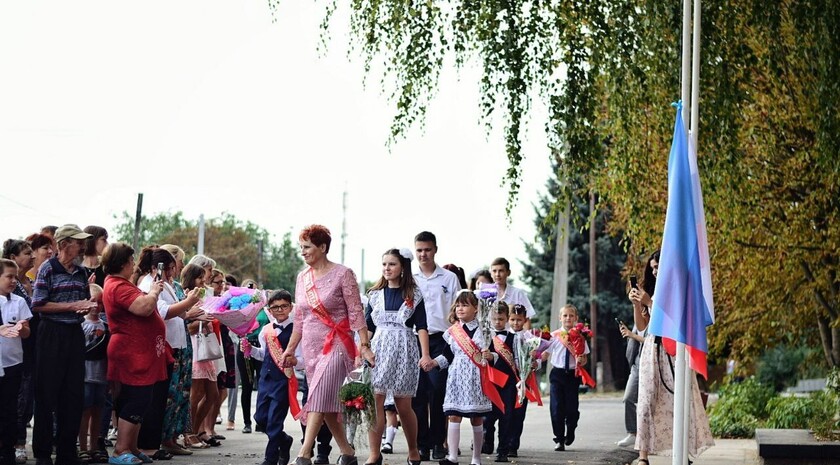 Станично-Луганский район