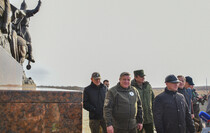 Открытие восстановленного после боевых действий памятника князю Игорю, Станица Луганская, 21 ноября 2022 года