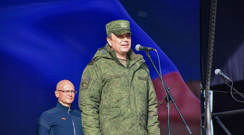 Открытие восстановленного после боевых действий памятника князю Игорю, Станица Луганская, 21 ноября 2022 года