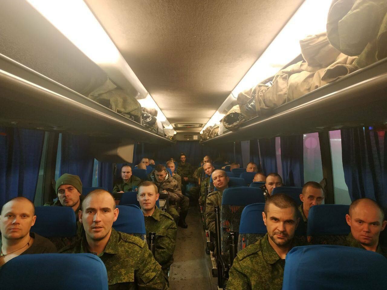 Another 30 LPR militiamen freed in January 8 exchange returning home -  Pasechnik - English - Луганский Информационный Центр