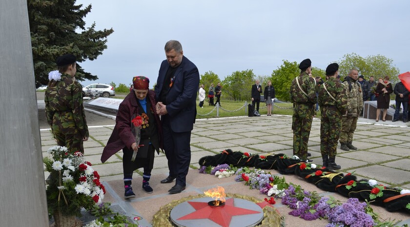 Лутугинский район