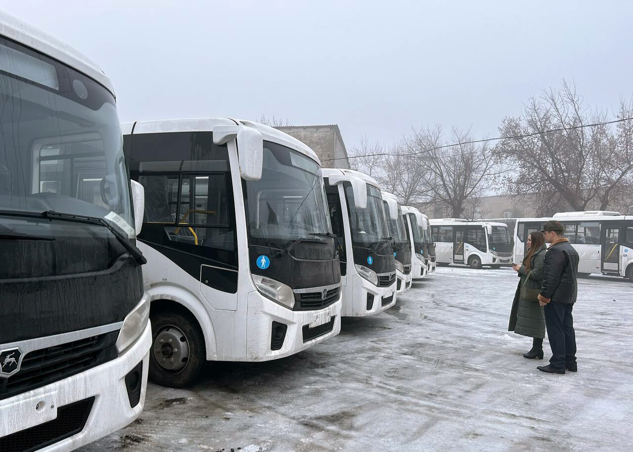 Красный Луч получил от Минтранса ЛНР 10 пассажирских автобусов - Новости -  Луганский Информационный Центр