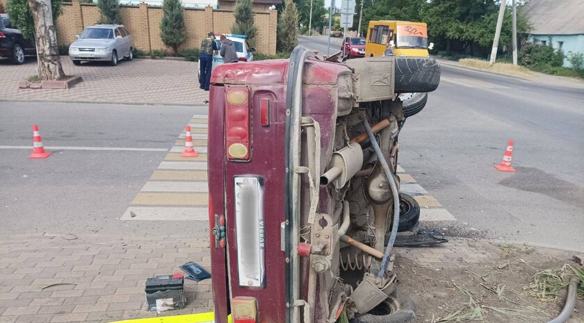 Шесть человек пострадали в аварии с маршруткой в Луганске - Новости ...