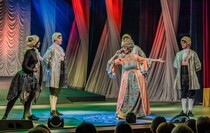 Фото: Луганский театр имени М.Голубовича