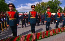 Скриншот трансляции Парада Победы 9 мая 2025