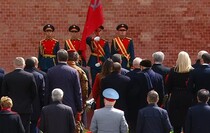 Скриншот трансляции Парада Победы 9 мая 2025