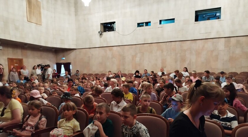 Фото: пресс-служба Луганского академического театра кукол