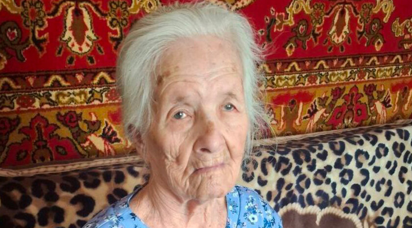 Путин поздравил ветерана труда из Алчевска Марию Хильченко со 100-летием